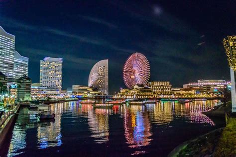 みなとみらい駅 喫煙所 〜煙と未来の交差点〜