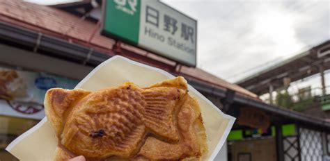 静岡駅周辺 観光 - 駅前の鯛焼きがなぜか宇宙を感じさせる